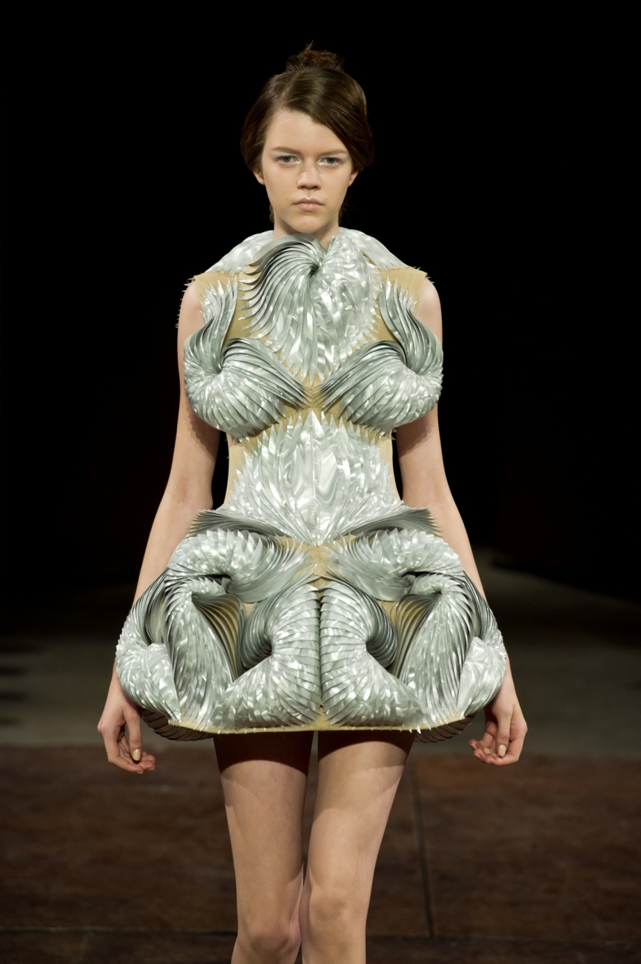 LOOK 7